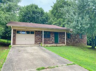 812 E Fir St, Russellville, AR 72802