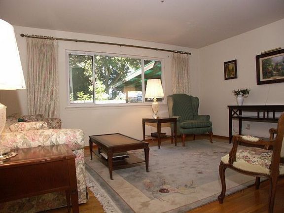 3rd image of 1329 Sharon Way