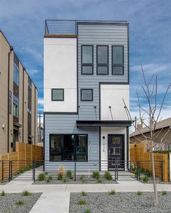 2433 Lawrence St, Denver, CO, 80205