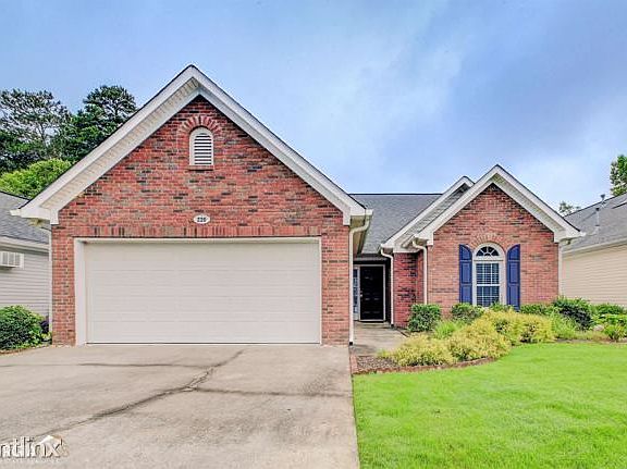 2nd image of 220R Woodstream Way