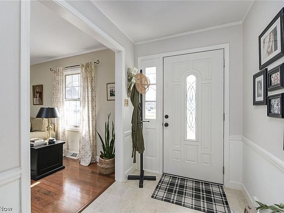 2nd image of 31008 Clarewood Dr
