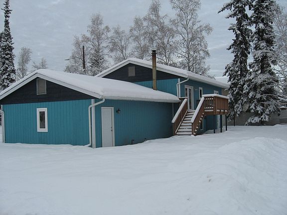 2nd image of 801 D St