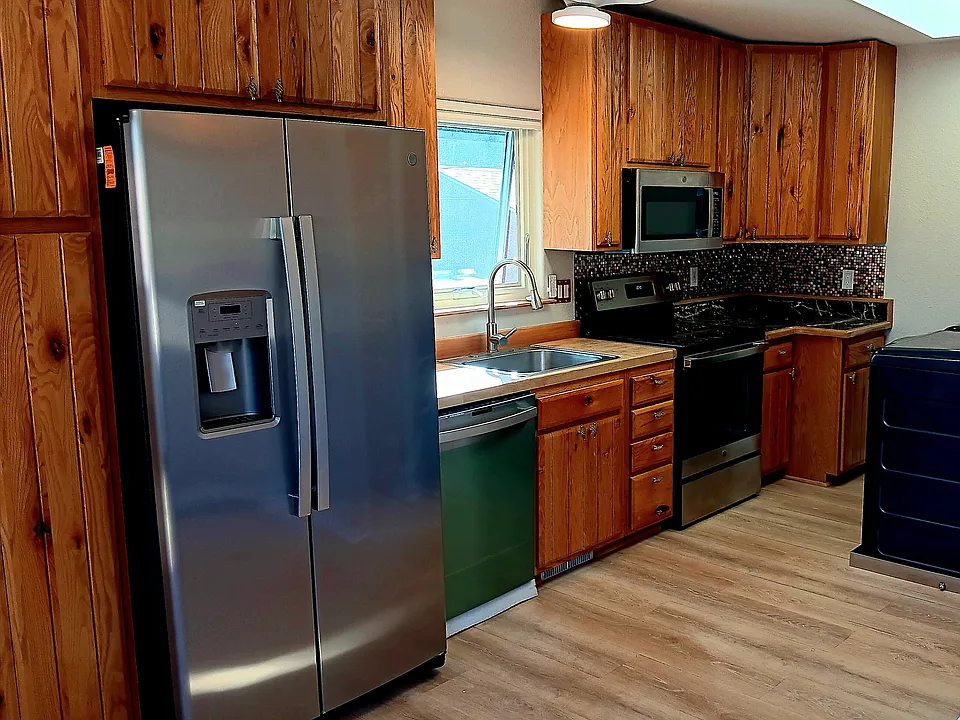 All new appliances.