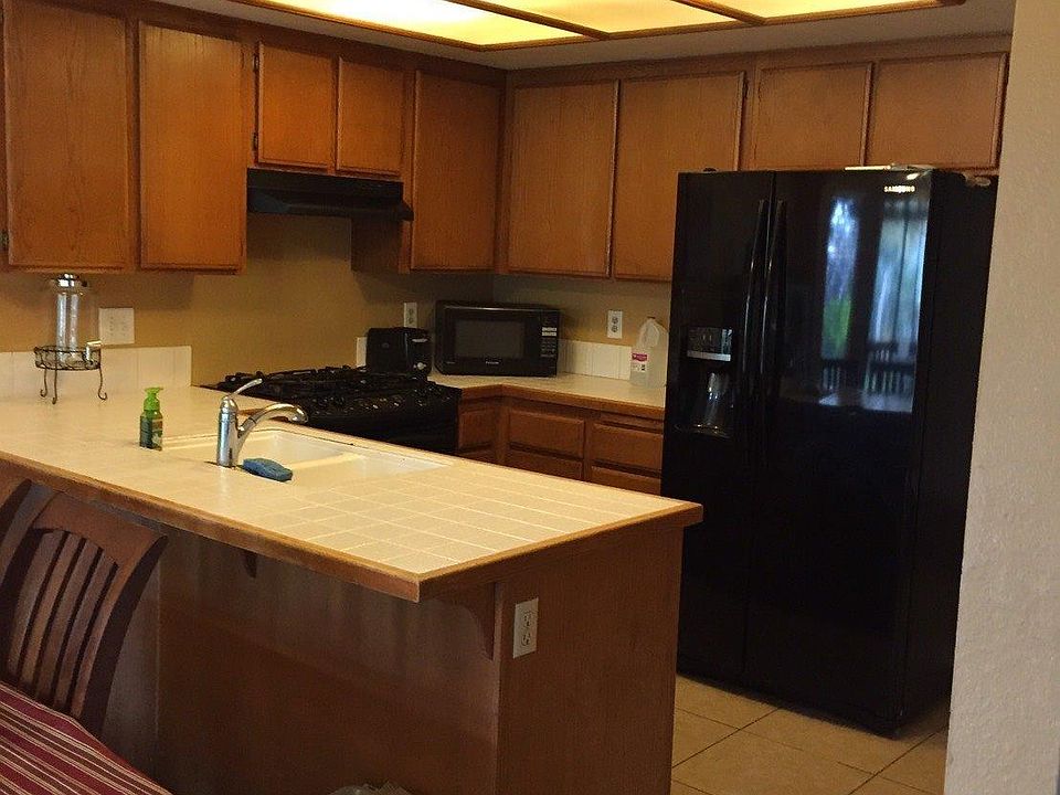 2nd image of 7914 Reagan Rd