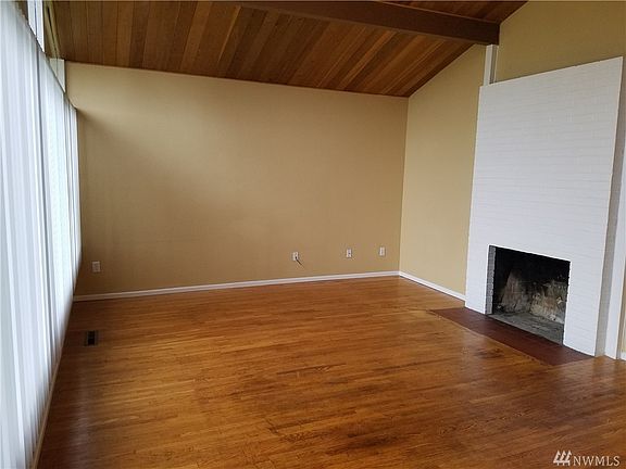 3rd image of 608 118th St S