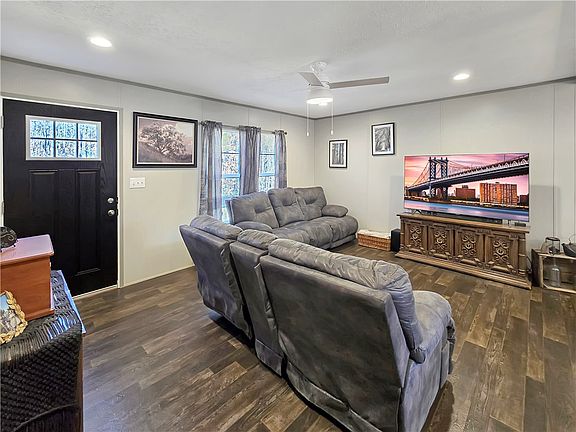 5th image of 615 Generostee Church Rd