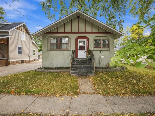1415 8th Ave S, Fargo, ND 58103