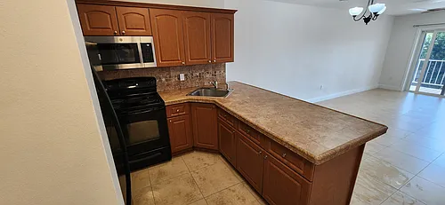 13920 Lake Placid Ct #39 Photo 1