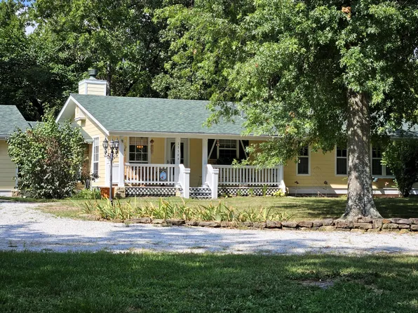 15599 W Farm Road 14, Walnut Grove, MO 65770