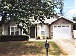 145 Cameron Way Cir, Winston Salem, NC 27103