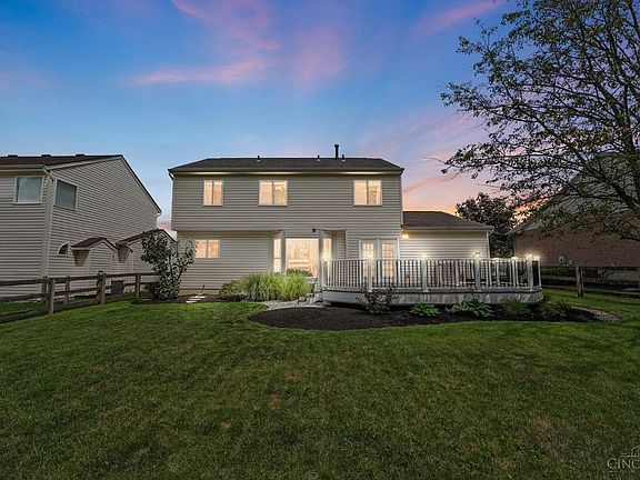 3rd image of 7945 Birchwood Ct