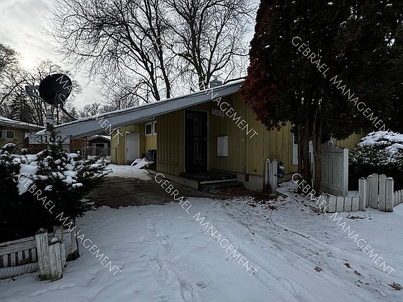 2nd image of 3102 Briarwood Dr