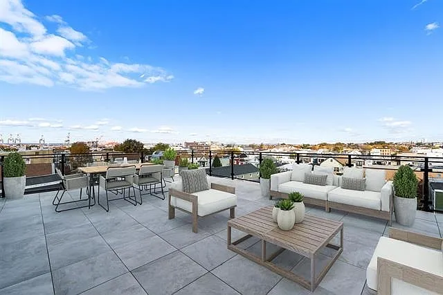 425-429 Avenue C404 — Photo 20