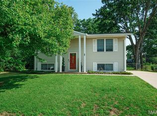 1895 San Lucas Ln, Fenton, MO 63026