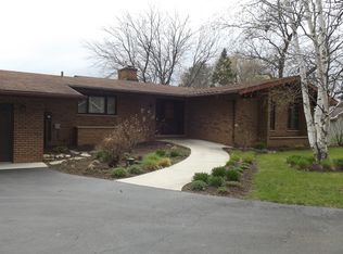 186 Inlet Shore Dr, Delavan, WI 53115