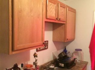 10700 Albany Ave, Oak Park, MI 48237