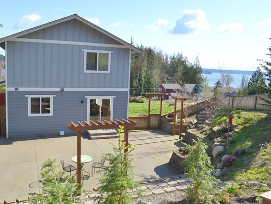 11 E Blackwell St, Allyn, WA 98524