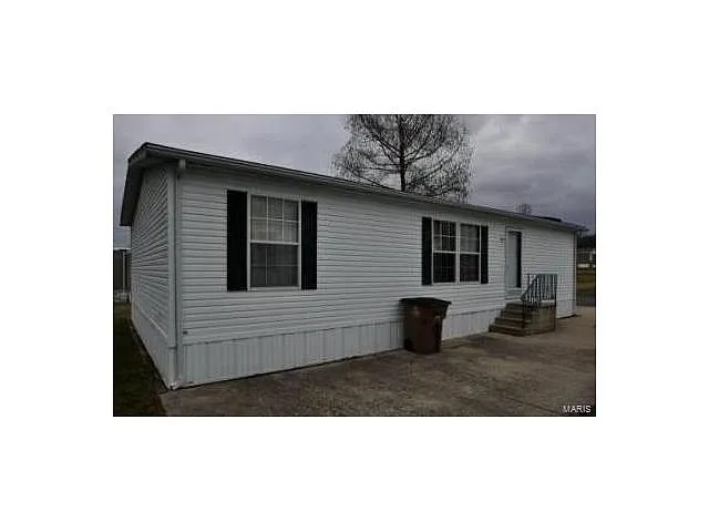 206 Tobias Dr photo 1