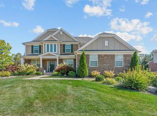 1526 Hickory Ridge Ct S, Canton, MI 48187