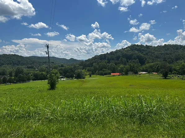 9999 Old Farm Rd, Cannon, KY 40923