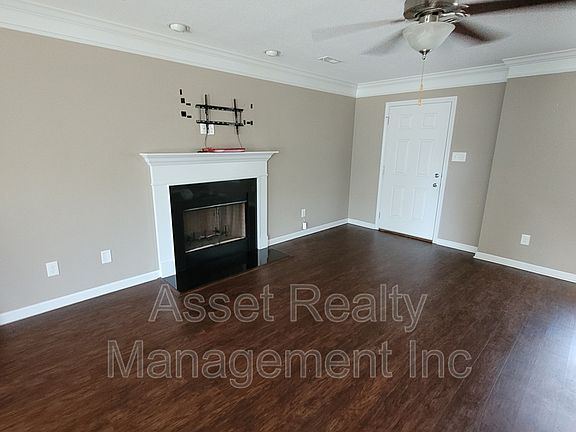 3rd image of 2723 Honey Hill Rd