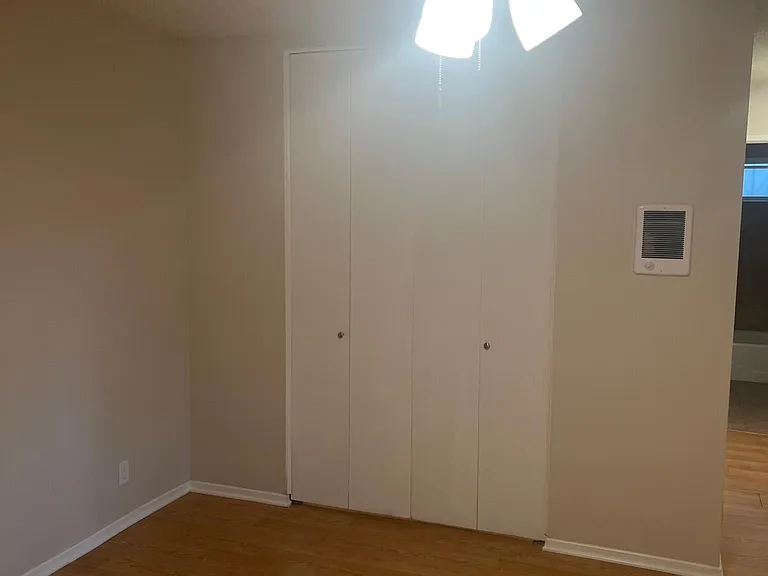 4554 Campus Ave #3 — Photo 10