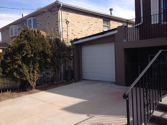 3rd image of 2359 92nd St