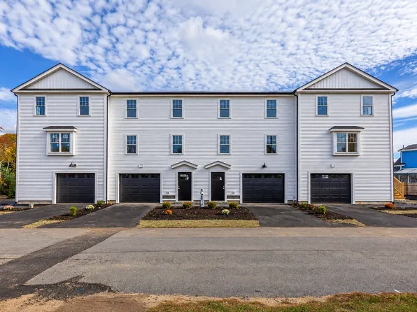 10 Harrison Ave #4, Buzzards Bay, MA 02532