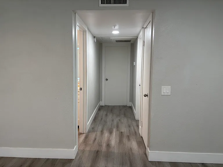 PARK CITY WALK APARTMENTS — Photo 47