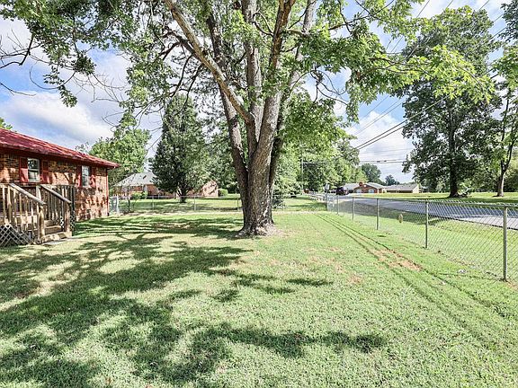 3rd image of 111 Cold Springs Rd