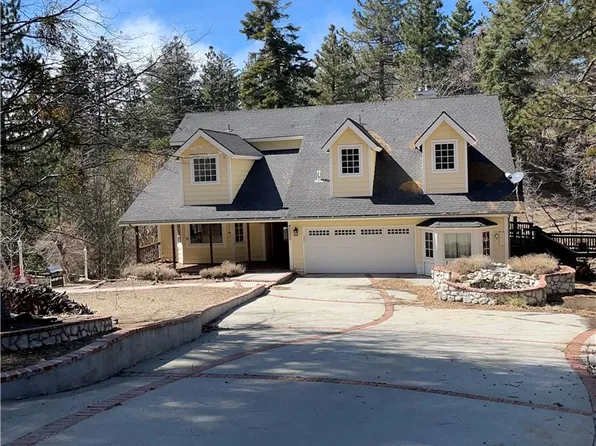 3082 Running Springs School Rd, Running Springs, CA 92382