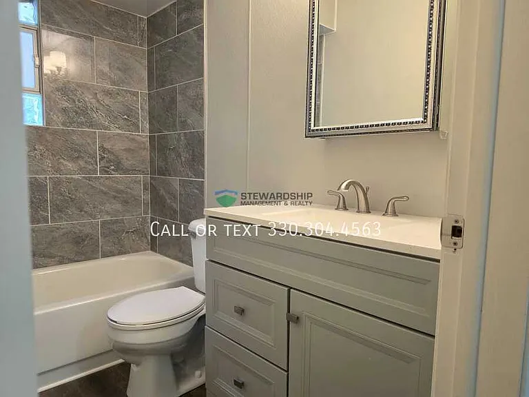 1740 Harvard Ave NW — Photo 14