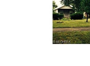 2434 Princeton Rd, Cleveland Heights, OH 44118