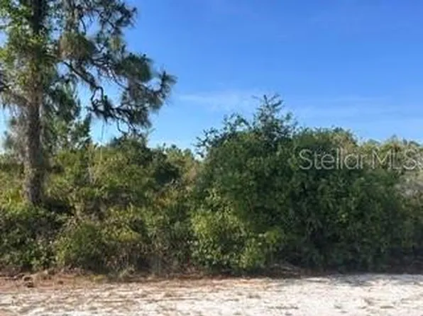 713 Camellia Dr #15, Indian Lake Estates, FL 33855