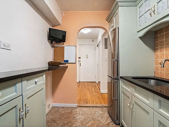 2nd image of 33-44 Junction Blvd #3T