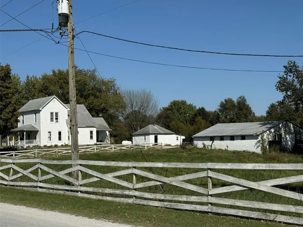 501 North Rd, Coffeen, IL 62017