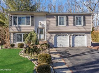 40 Ashford Rd, Jackson, NJ 08527