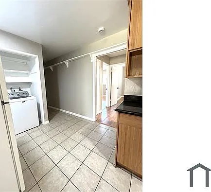 3273 Lynde St #5 — Photo 8