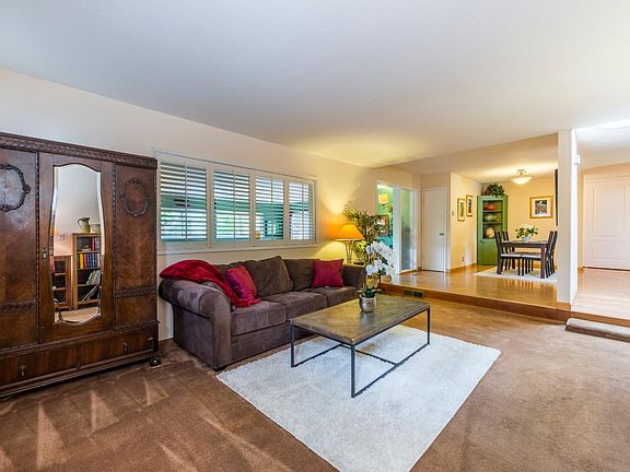 3rd image of 2177 Barrett Ave
