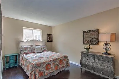 Classic Bedroom 1