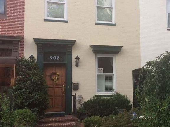 3rd image of 902 S Carolina Ave SE