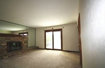 4th image of 175 Bourne Ln