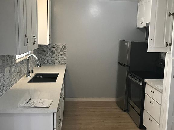 4th image of 1223 W McKinley Ave APT 2