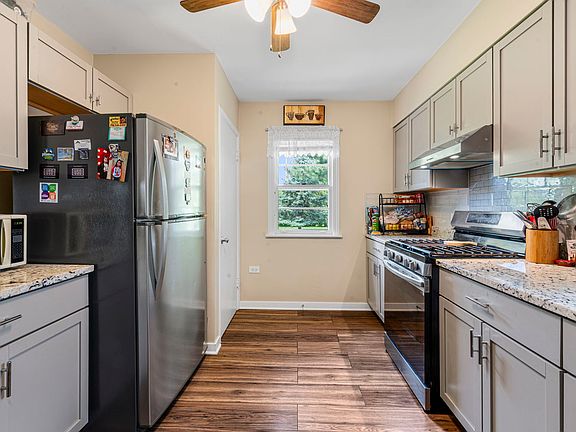 2nd image of 6918 Parkside Ave