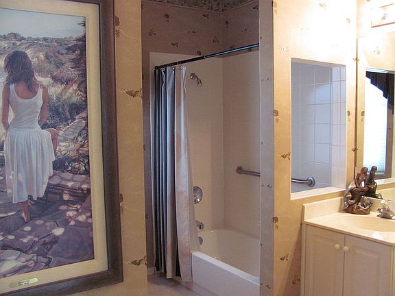 4th image of 9600 Village View Blvd APT 202