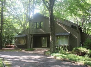 11400 Geddes Rd, Freeland, MI 48623