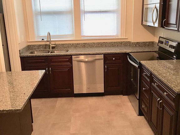 3rd image of 2873 Observatory Ave #2
