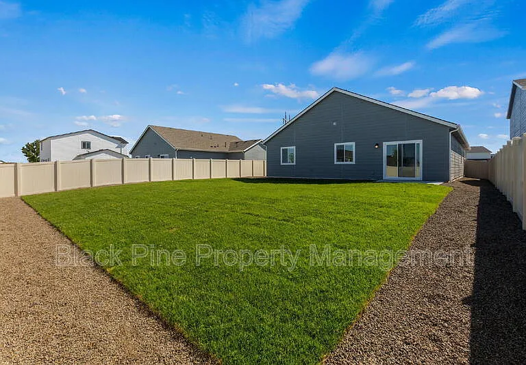 15307 Cloud Crest Ave — Photo 33