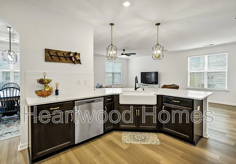 924 Windchase Way — Photo 13