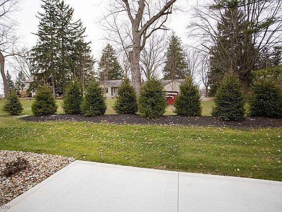 4th image of 5014 Macy Ln